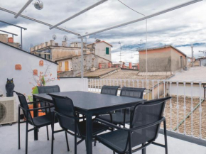 038 - Attico LUSSUOSO terrazza CENTRO Citta' 500m MARE, parcheggio gratis vicino